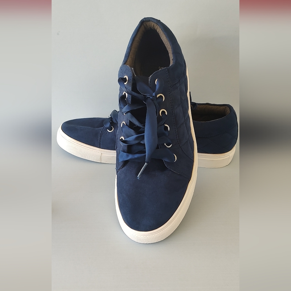 JustFab Quilted Navy Blue Ribbon Lace Sneakers